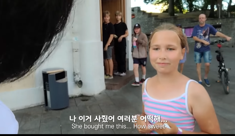 10살 소녀에게 번호따인 여행 유튜버.jpg